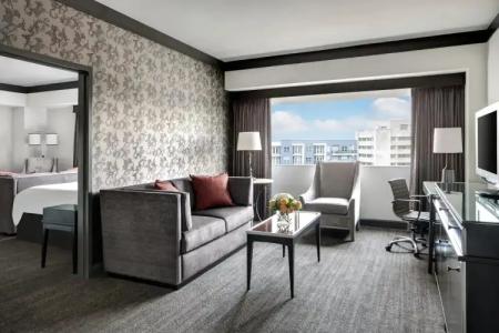 Loews Vanderbilt - 34