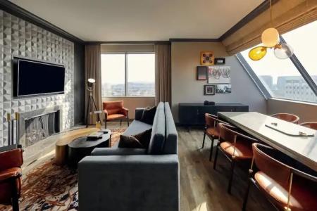 Loews Vanderbilt - 76