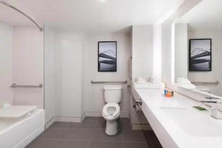 Radisson Nashville Airport - 57