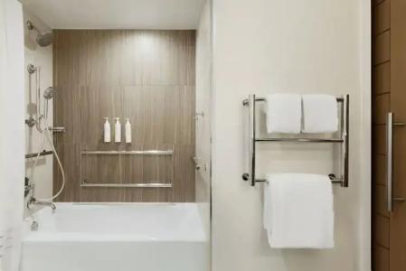 Fort Lauderdale Marriott Harbor Beach Resort & Spa - 43