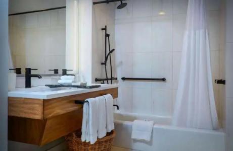 Pelican Grand Beach Resort, a Noble House Resort - 47