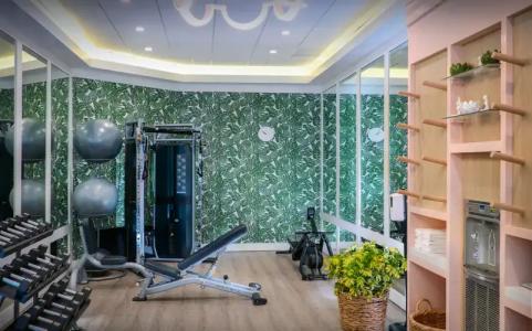 Pelican Grand Beach Resort, a Noble House Resort - 26