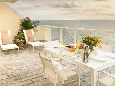 Pelican Grand Beach Resort, a Noble House Resort - 58