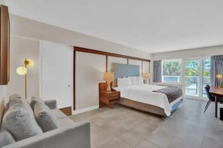 Royal Beach Palace - 4