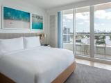 Room with balcony and with partial ocean view