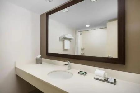 Courtyard by Marriott Fort Lauderdale North/Cypress Creek - 6