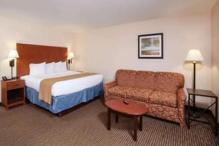 Quality Inn Oakwood - 39