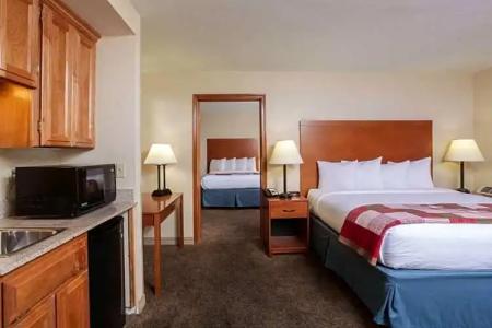 Quality Inn Oakwood - 60