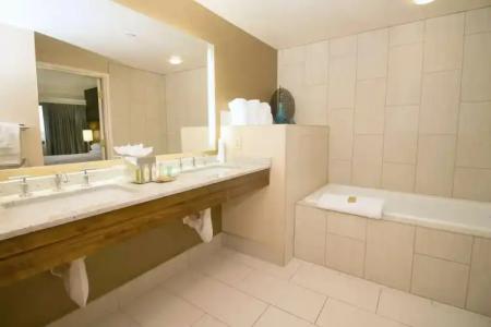 DoubleTree by Hilton Spokane City Center - 70