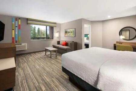 Hampton Inn Spokane Airport - 41