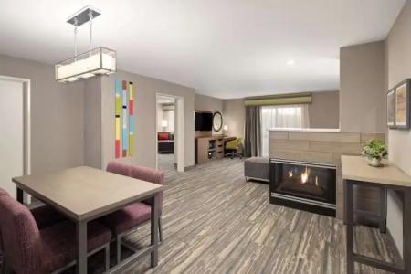 Hampton Inn Spokane Airport - 82