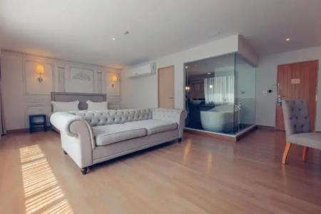 THEE Bangkok by TH District "newly renovated" - 100