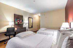 Red Roof Inn PLUS+ South, Austin