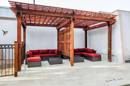 Ramada by Wyndham Austin South - 20