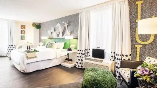 the Curtis Denver - A DoubleTree by Hilton - 7