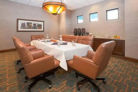 DoubleTree by Hilton Denver Cherry Creek, CO - 25