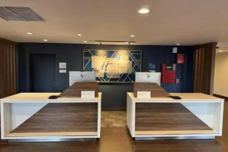 Holiday Inn Express Denver Central - North - 36