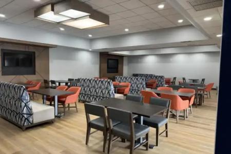 Holiday Inn Express Denver Central - North - 34