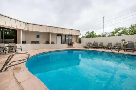 Holiday Inn Express Denver Central - North - 14