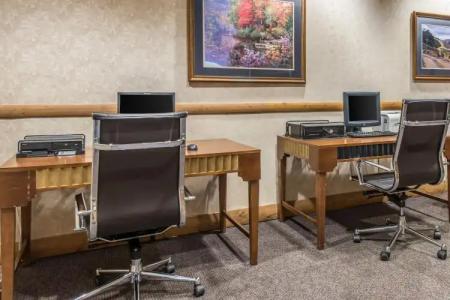 Holiday Inn Express Denver Central - North - 17