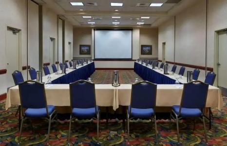 Hilton Garden Inn Charlotte Uptown - 21