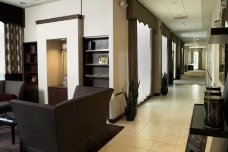 DoubleTree by Hilton Charlotte Airport - 15