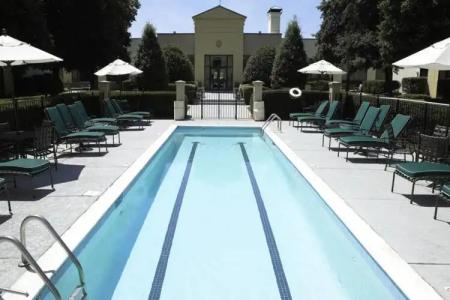 DoubleTree by Hilton Charlotte Airport - 18