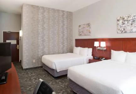 Courtyard Charlotte Ballantyne - 5