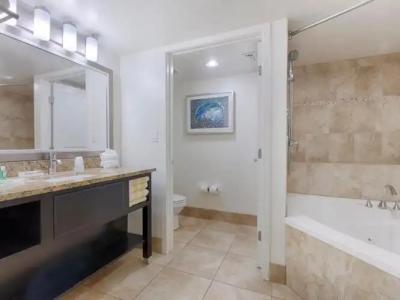 Holiday Inn Resort Daytona Beach Oceanfront, an IHG - 60