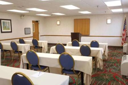 Wyndham Garden - Jacksonville - 9