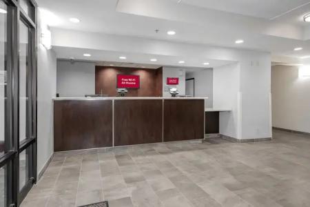 Red Roof Inn PLUS+ Jacksonville – Southpoint - 2