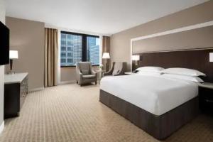 Hilton Indianapolis Hotel & Suites, Indianapolis