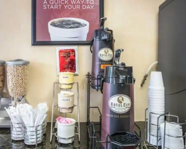 Econo Lodge North Knoxville - 9