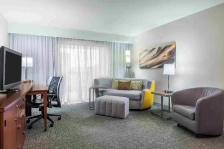 Courtyard Knoxville Cedar Bluff - 45