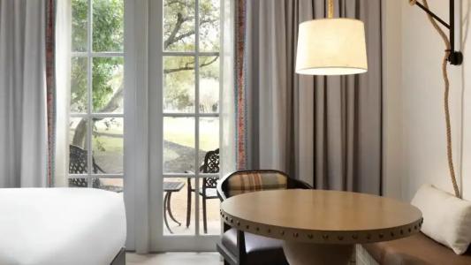 Hyatt Regency Hill Country Resort & Spa - 47