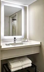 San Antonio Marriott Rivercenter on the River Walk - 110