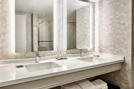 San Antonio Marriott Rivercenter on the River Walk - 36