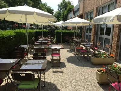 Campanile Paris Ouest - Nanterre - La Défense - 22