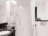 Standard Double room with city view