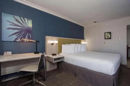 SureStay by Best Western Santa Monica - 112