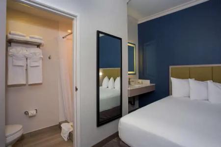 SureStay by Best Western Santa Monica - 25