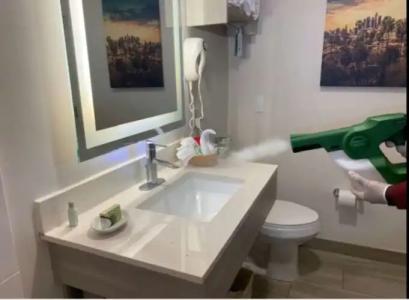 SureStay by Best Western Santa Monica - 9