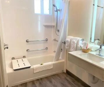 SureStay by Best Western Santa Monica - 42