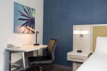 SureStay by Best Western Santa Monica - 100