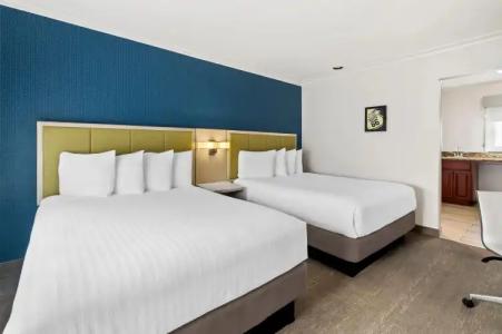 SureStay by Best Western Santa Monica - 51