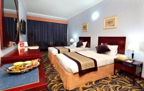 Versailles by Raviz - 105