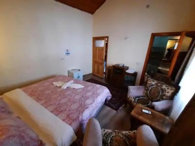 Ali Baba's House - 61