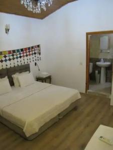 Ali Baba's House - 87