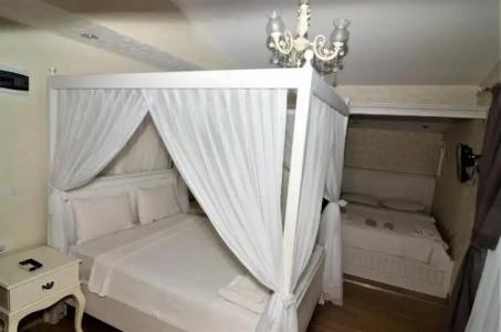 Alacati Eldoris Butik - 136