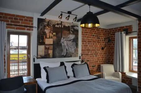 Hotelli-Ravintola Alma - 100